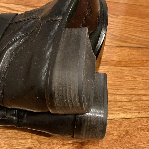 Coach booties, sz. 8.5 - Picture 4 of 7